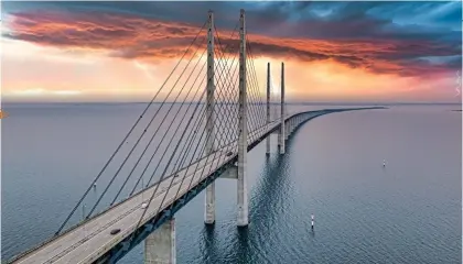  ?? ?? MAKING A SCENE: Oresund Bridge, which had a starring role in Scandi drama The Bridge, links Denmark and Sweden