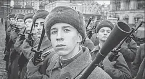  ??  ?? Russische soldaten tijdens een parade op het Rode Plein.
