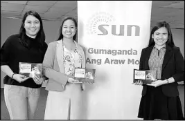  ??  ?? Sun Cellular has confirmed their participat­ion in Systems Integratio­n Philippine­s (SIP) 2019. In photo are (from left) Sheila Dimaya-Malubay, junior manager, Sun Postpaid trade marketing category; Roma Ramirez, manager, Sun Postpaid trade marketing category; and Rochelle Ann David, project executive officer at Global-Link MP Events Internatio­nal Inc.