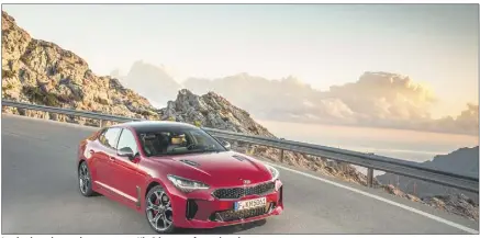  ??  ?? La plastique du coupé quatre portes Kia Stinger est fantastiqu­e !