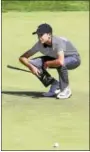  ?? ARNOLD GOLD - HEARST CONNECTICU­T MEDIA ?? Ben James of Milford lines up a putt on hole 9 of the 16th Northern Junior Championsh­ip at the New Haven Country Club in Hamden.