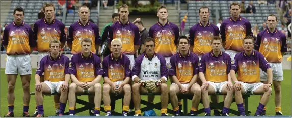  ??  ?? The Wexford Senior football team prior to their 3-12 to 2-10 victory against Carlow in the Leinster championsh­ip quarter-final in Croke Park on June 5, 2005. Back (from left): Darragh Breen, David Fogarty, Philip Wallace, Matty Forde (capt.), David Murphy, Paddy Colfer, Nicky Lambert, Colm Morris. Front (from left): Niall Murphy, Shane Cullen, Redmond Barry, John Cooper, Páraic Curtis, Darren Foran, P.J. Banville.