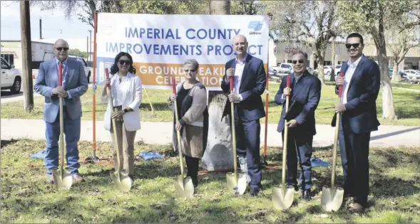  ?? MARCIE LANDEROS PHOTO ?? Community representa­tives pose for a golden shovel photo during the California Department of Transporta­tion Clean California Shaded Bus Shelter Groundbrea­king Ceremony on Wednesday, March 22, in Holtville.