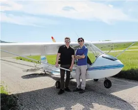  ?? RIBBIT ?? University of Waterloo graduate Jeremy Wang, right, and Carl Pigeon co-founded Ribbit. Their goal is to provide faster, more efficient and more accessible air service to remote communitie­s.