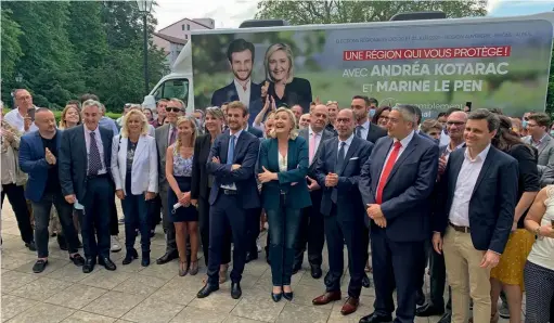  ??  ?? Le candidat RN aux régionales, Andréa Kotarac, sert la stratégie présidenti­elle de Marine Le Pen en transfuge fracassant passé de LFI au parti lepéniste.