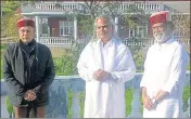  ?? HT PHOTO ?? Actorturne­dpoliticia­n Rajinikant­h (R) along with former Himachal CM Prem Kumar Dhumal in a meditation centre in Kangra on Sunday.