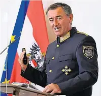  ??  ?? Der General tritt ab: Noch heuer wird sich Polizei-Chef Franz Lang zur Ruhe setzen.