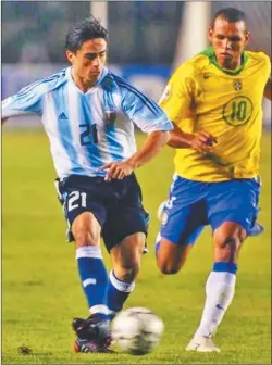  ?? ?? CLÁSICO. Mauro Rosales, presente en Argentina-Brasil. Lo enfrentó en Eliminator­ias y también en Copa América.