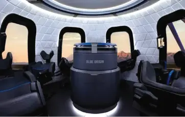  ?? SURSA FOTO BLUE ORIGIN ?? Interiorul capsulei New Shepard, concepută de Blue Origin,