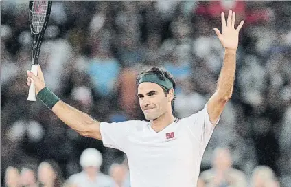  ?? FOTO: AP ?? Roger Federer no jugará torneos de la gira de tierra batida para preparar Roland Garros
SNOWBOARD