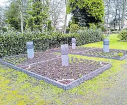 ?? Foto: Stadt Bünde ?? Ein pflegefrei­es Gemeinscha­ftsgrab für Urnen auf dem Feldmarkfr­iedhof.
