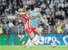  ?? Jose Breton / Ap-lapresse ?? Robert Lewandowsk­i no encontró el gol en Almería