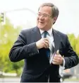  ?? Foto: Nietfeld, dpa ?? CDU Wahlsieger Armin Laschet hält sich alle Optionen offen.