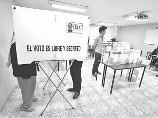  ??  ?? Propone el IEPC diversas reformas a la Ley de Institucio­nes y Procedimie­ntos Electorale­s para el Estado de DURANGO./ARCHIVO