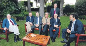  ?? FOTO: MORATA ?? Amigos Joan Amat, Santi Nolla, Carles Barcons, Jordi Vallverdú, Josep Barcons, Alberto Baza y Pau Furriol