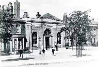  ??  ?? The post office on Park Green, with Sunderland Street in the background, pictured between 1910 and 1920