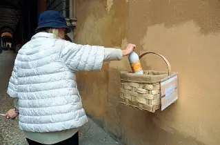 Nuovi Poveri In Fila Alla Caritas E Zuppi Usa I Dividendi Faac Pressreader