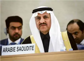  ??  ?? Bandar al-Aiban, da comissão de direitos humanos saudita, em Genebra