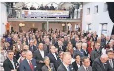  ?? ARCHIV-FOTO: UD ?? An diesem Tag ist die Halle 9 meist am besten gefüllt: beim traditione­llen Neujahrsem­pfang der Stadt.