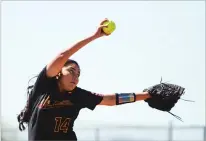  ?? OLIVIA HARLOW/THE NEW MEXICAN ?? Santa Fe Indian School’s Alexis Garcia throws a pitch during Thursday’s game against Bernalillo.