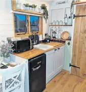  ?? ?? The kitchen area inside the Hodnet wagon.