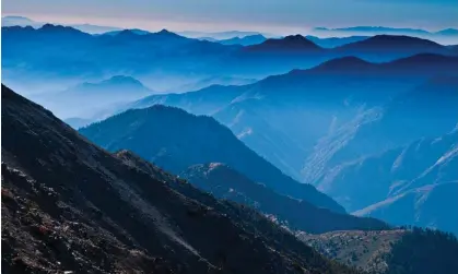  ?? ?? Mount Baldy, a 10,064ft peak in the eastern edge Los Angeles, is a favorite among hikers and nature enthusiast­s but has dangerous terrain. Photograph: Mark A Johnson/Alamy