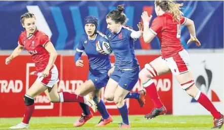  ?? Photo Icon Sport ?? La centre des Bleues «Gabi» Vernier a réalisé une belle performanc­e face au pays de Galles. Elle espère confirmer face à l’Irlande, le samedi 17 avril prochain.