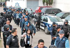  ??  ?? El operativo en el que fue intervenid­a la corporació­n local.