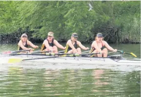  ??  ?? Womens Quad: Hannah Ferris, Chloe Garnham, Becca Hambleton and Matilda Haines showing tension as they clip a marker bouy.