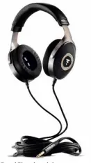  ??  ?? Focal Elear headphone Casque Cable