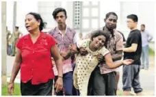  ?? AP ?? Nach den blutigen Anschlägen steht Sri Lanka unter Schock.