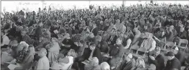  ?? File, Spencer Lahr / RN-T ?? A crowd fills the pavilion at the fairground­s for the November auction in the RICO case.