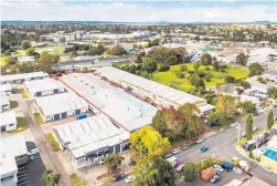  ??  ?? Zoned for light industry, the property on Keeling Rd has a lettable area of 5156sq m.