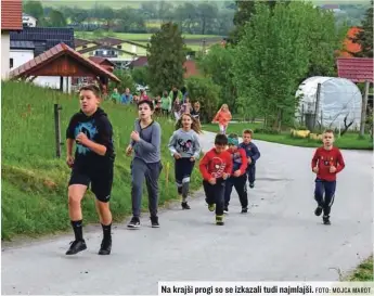  ?? FOTO: MOJCA MAROT ?? Na krajši progi so se izkazali tudi najmlajši.