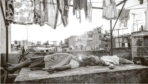  ?? Foto: Netflix ?? Liebeserkl­ärung an ein Kindermädc­hen – und ans Kino: der Film „Roma“von Alfonso Cuarón.