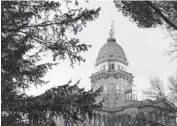  ?? CASSELLA/CHICAGO TRIBUNE BRIAN ?? The Illinois State Capitol on Jan. 13 in Springfiel­d.