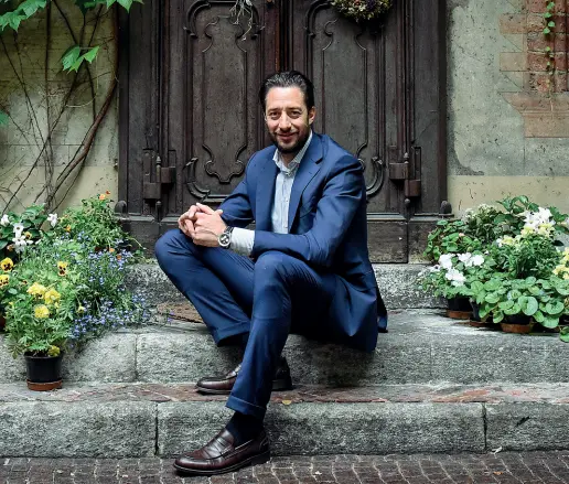  ?? (foto Furlan/LaPresse) ?? Chef Luigi Taglienti alla vigna di Leonardo