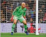  ?? CATHERINE IVILL/GETTY IMAGES ?? Brad Guzan, Atlanta United’s starting goalkeeper, plays for the U.S. against England on Thursday in London. He next travels to Belgium, where the U.S. plays Italy on Tuesday.