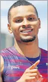  ?? CP PHOTO ?? Andre De Grasse reacts after winning gold in the men’s 200-metre race at the Canadian Track and Field Championsh­ips in Ottawa on Sunday.