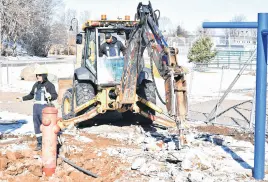  ?? FRAM DINSHAW/TRURO NEWS ?? Work crews are tearing up the old splash pad at Victoria Park, making way for a new one that town officials are aiming to complete by early July.