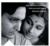  ??  ?? Apu (Soumitra Chatterjee) finds love with Aparna (Sharmila Tagore).