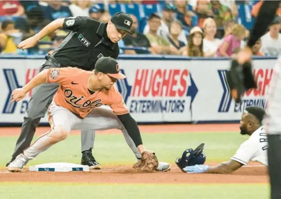  ?? STEVE NESIUS/AP ?? Orioles infielder Ramón Urías hit .421 on the week with five of his eight hits going for extra bases, including three pull-side home runs. He credited an improvemen­t in his launch angle for his power surge, as he’s been hitting the ball hard all year.