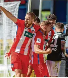  ?? Foto: Eibner ?? Konstantin Kerschbaum­ers Treffer in der Nachspielz­eit bescherte dem FCH im Juni den Sieg über den HSV.