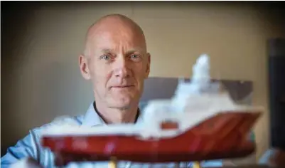  ?? FOTO: KJARTAN BJELLAND ?? Bernt Omdal, administre­rende direktør i Siem Offshore, venter ikke noen snarlig bedring i et hardt presset offshorema­rked. Det er for mange om beinet.