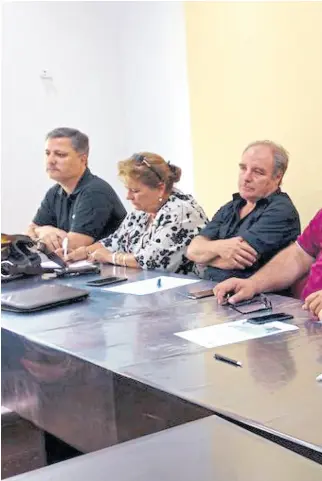  ??  ?? Los gremios docentes se reunieron esta semana para unificar postura