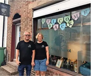  ?? Picture: Zasha Whiteway-wilkinson ?? Partners and owners of The Angry Parrot in St James Street, Cheltenham, Paul Cook, 48 and Jo Hobbs, 47, welcomed patrons back in June 2021, after a 15 month hiatus due to Coronaviru­s restrictio­ns