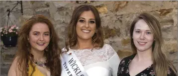  ??  ?? Wicklow Rose Lorna Mallick (centre) with Rachel Byrne and Eimear McCrea at the fundraisin­g barbecue for Lorna in O’Connor’s Tinahely.