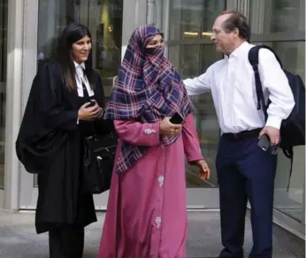  ?? PATRICK DOYLE/THE CANADIAN PRESS ?? Zunera Ishaq, who successful­ly argued against the niqab ban in court, may not be able to vote on Oct. 19.