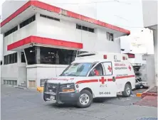  ??  ?? De acuerdo a la procuradur­ía capitalina, aún permanecen 13 personas hospitaliz­adas después del accidente causado por un camión de refrescos.