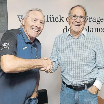  ?? FOTO: RFEC ?? Javier Mínguez y López Cerrón en la rueda de prensa de Innsbruck (Austria) previa a la carrera